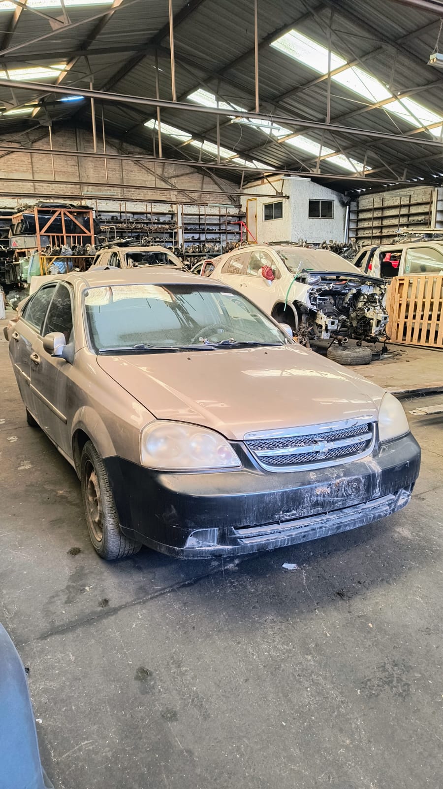 ESTANQUE ACUMULADOR DE AIRE Chevrolet OPTRA LS II 2004  USADO  EN DESARME